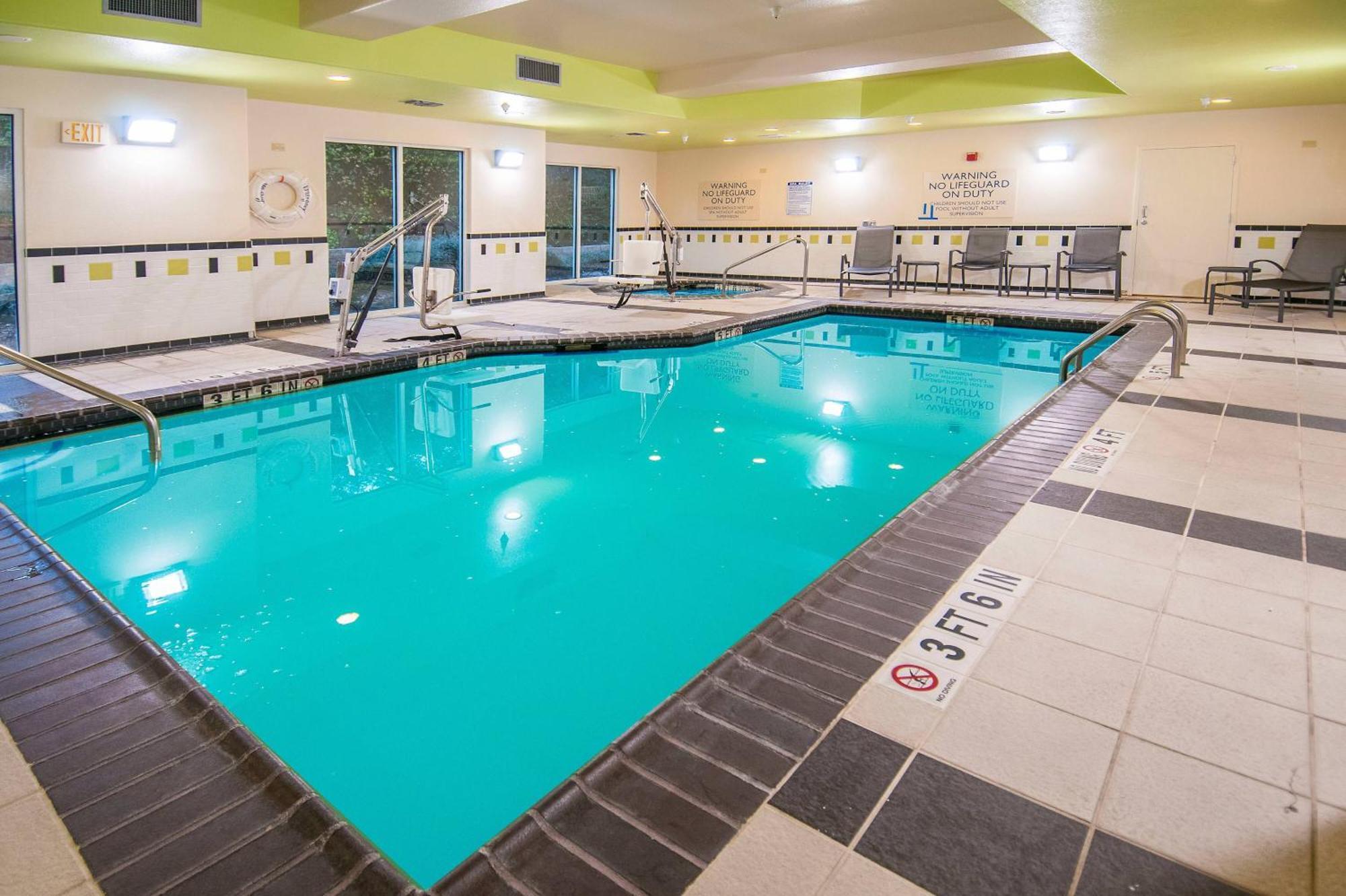 Fairfield Inn & Suites By Marriott San Antonio North/Stone Oak Екстериор снимка